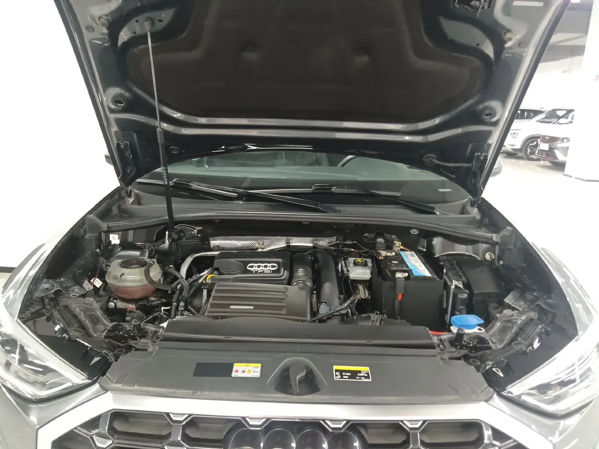 2021 Audi Q3 1.4T 150HP L4 7DCT,autocango,china used car exporter,china ev exporter,chinese used car exporter,chinese used ev exporter