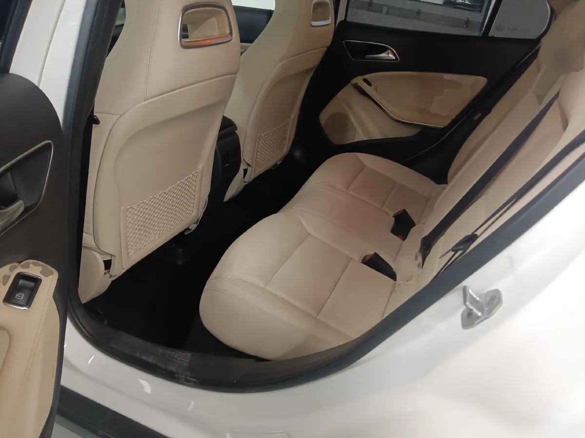 2016 Mercedes-Benz GLA Class 2.0T 184HP L4 7DCT,autocango,china used car exporter,china ev exporter,chinese used car exporter,chinese used ev exporter