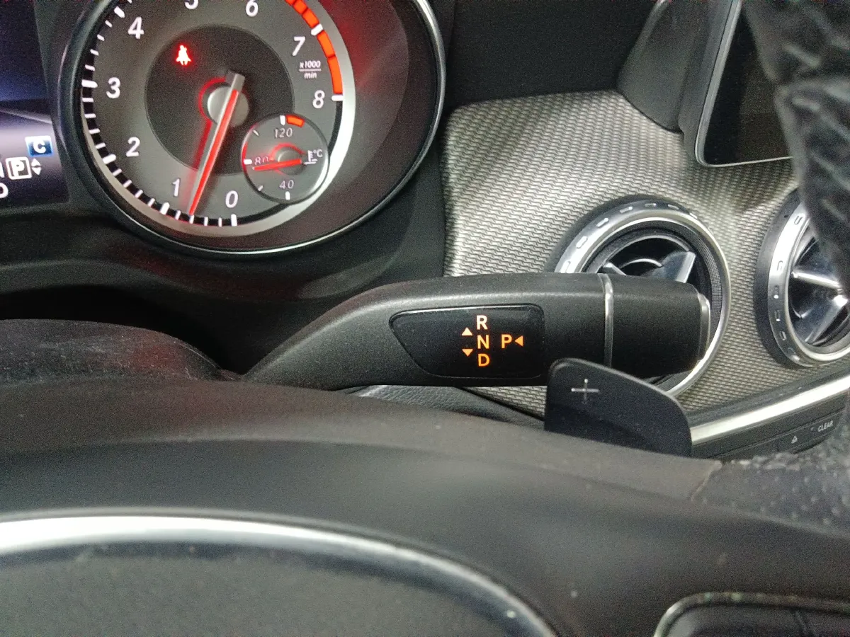 2016 Mercedes-Benz GLA Class 2.0T 184HP L4 7DCT,autocango,china used car exporter,china ev exporter,chinese used car exporter,chinese used ev exporter