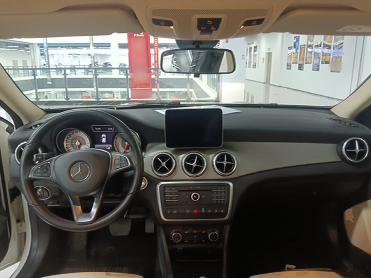 2016 Mercedes-Benz GLA Class 2.0T 184HP L4 7DCT,autocango,china used car exporter,china ev exporter,chinese used car exporter,chinese used ev exporter