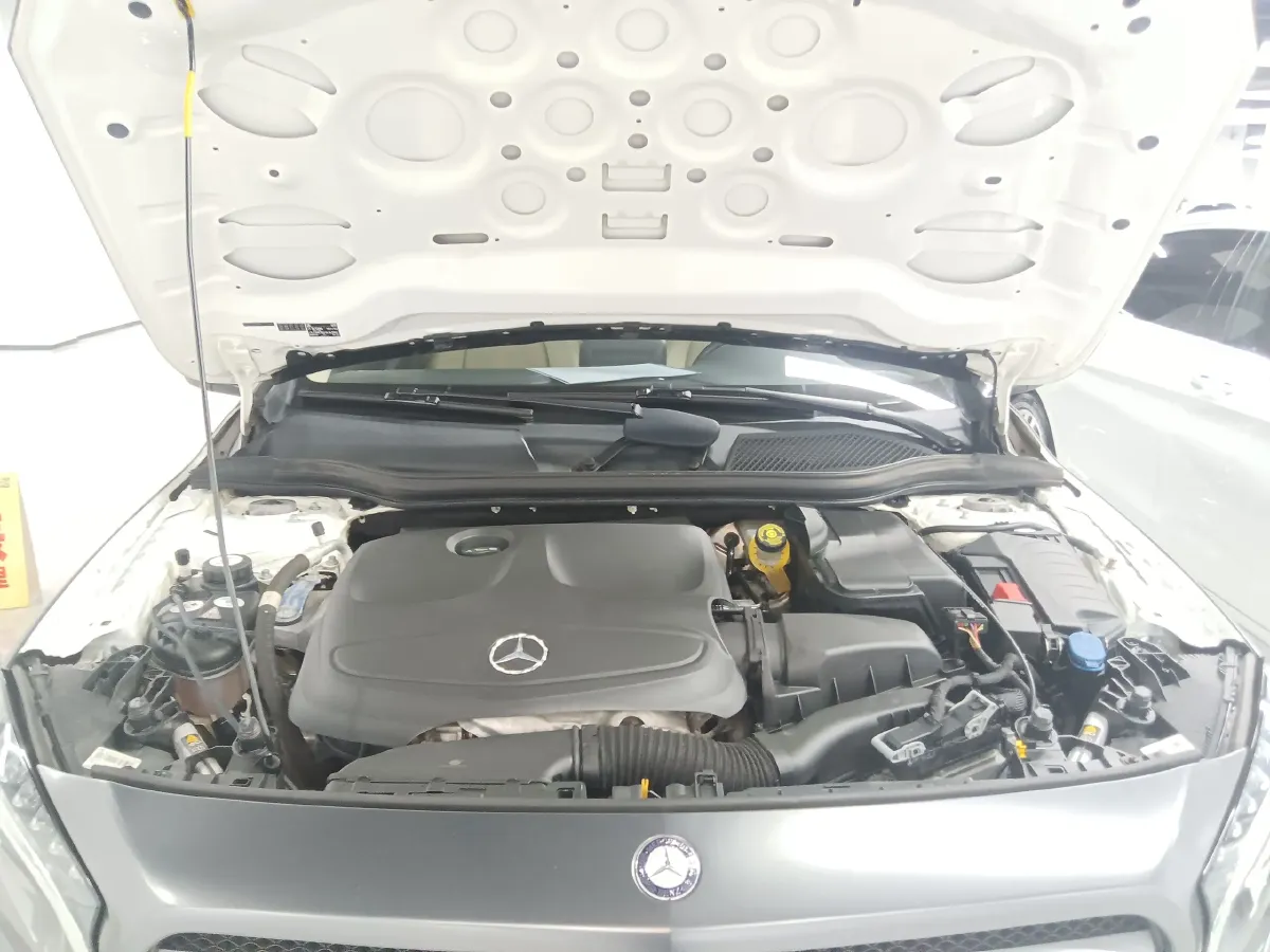 2016 Mercedes-Benz GLA Class 2.0T 184HP L4 7DCT,autocango,china used car exporter,china ev exporter,chinese used car exporter,chinese used ev exporter