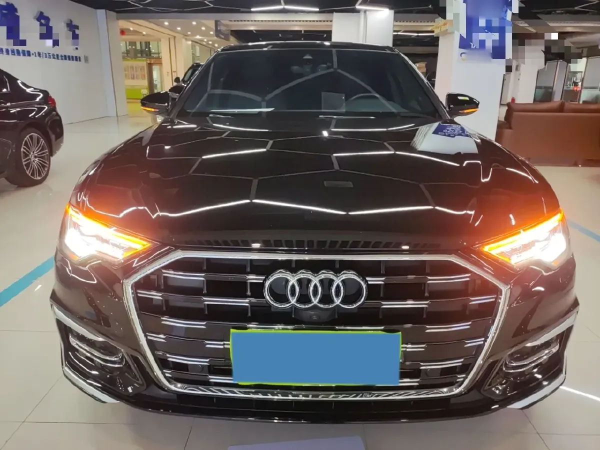 2023 Audi A6L 2.0T 245HP L4 7DCT,autocango,china used car exporter,china ev exporter,chinese used car exporter,chinese used ev exporter
