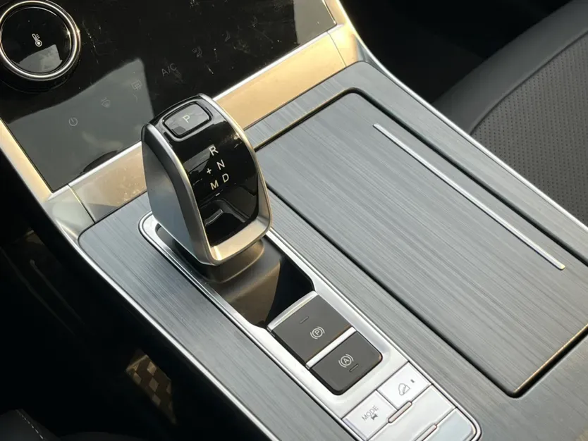 2022 Chery Tiggo 7 Plus 1.5T 156HP L4 CVT,autocango,china used car exporter,china ev exporter,chinese used car exporter,chinese used ev exporter