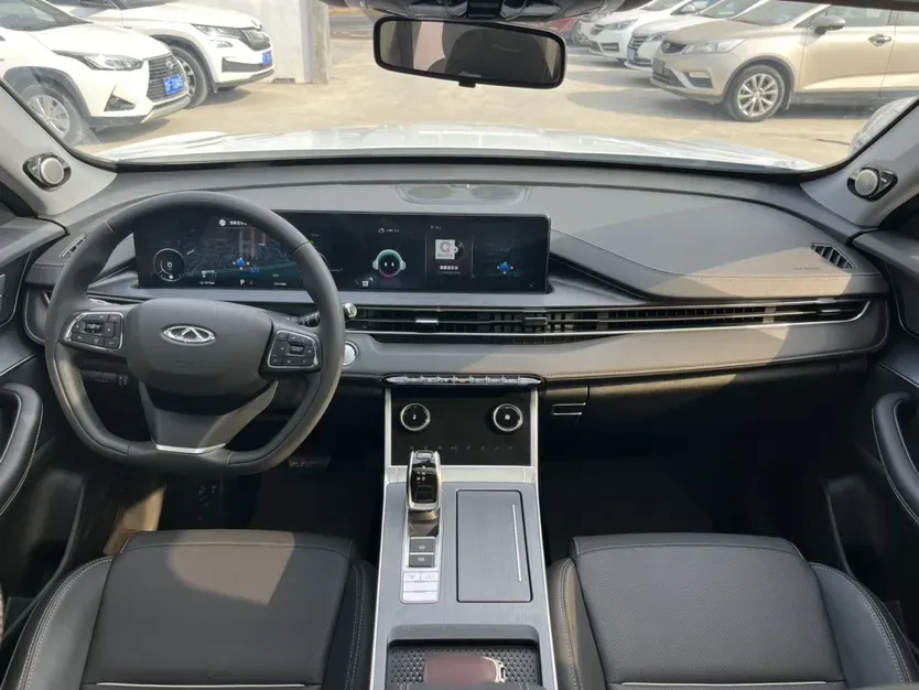 2022 Chery Tiggo 7 Plus 1.5T 156HP L4 CVT,autocango,china used car exporter,china ev exporter,chinese used car exporter,chinese used ev exporter