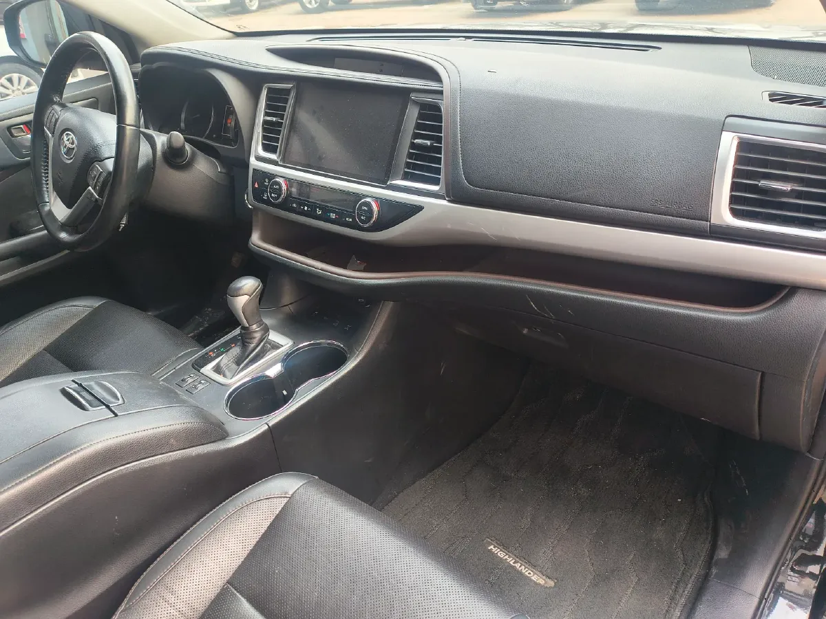 2018 Toyota Highlander 2.0T 220HP L4 6AT,autocango,china used car exporter,china ev exporter,chinese used car exporter,chinese used ev exporter