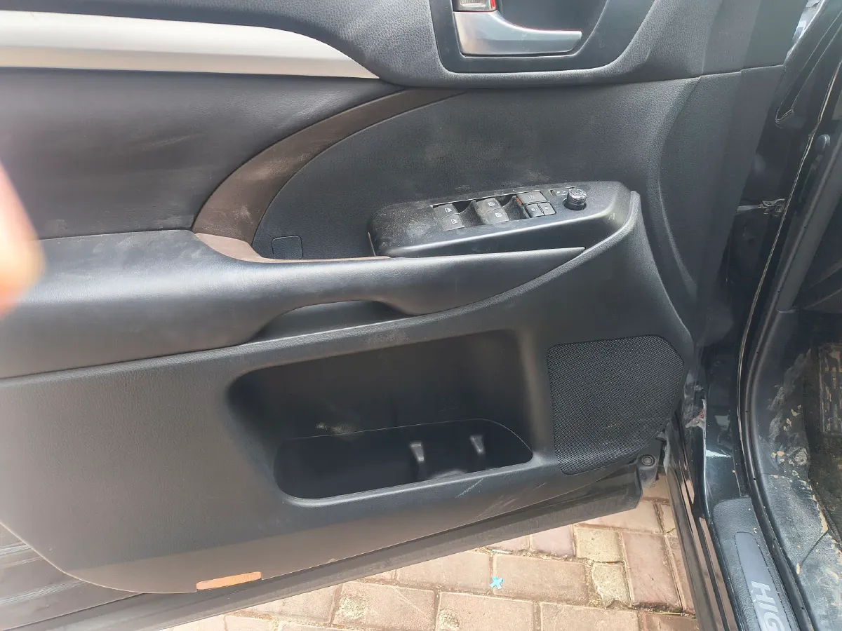 2018 Toyota Highlander 2.0T 220HP L4 6AT,autocango,china used car exporter,china ev exporter,chinese used car exporter,chinese used ev exporter