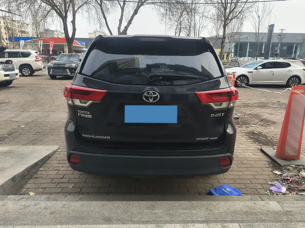 2018 Toyota Highlander 2.0T 220HP L4 6AT,autocango,china used car exporter,china ev exporter,chinese used car exporter,chinese used ev exporter
