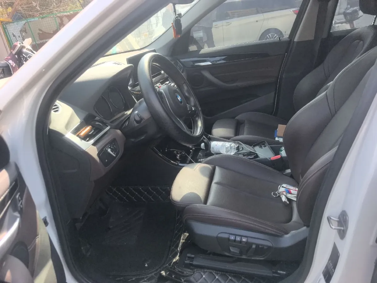 2020 BMW X1 1.5T 140HP L3 7DCT,autocango,china used car exporter,china ev exporter,chinese used car exporter,chinese used ev exporter