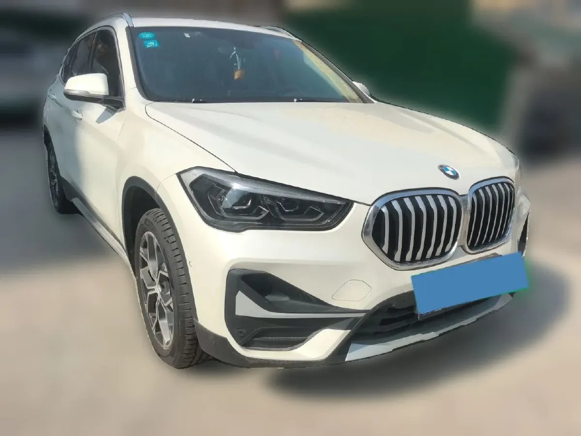 2020 BMW X1 1.5T 140HP L3 7DCT,autocango,china used car exporter,china ev exporter,chinese used car exporter,chinese used ev exporter