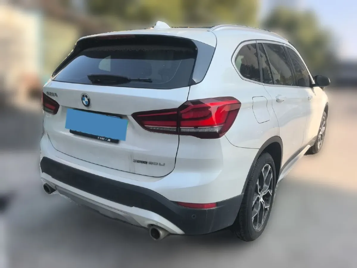 2020 BMW X1 1.5T 140HP L3 7DCT,autocango,china used car exporter,china ev exporter,chinese used car exporter,chinese used ev exporter