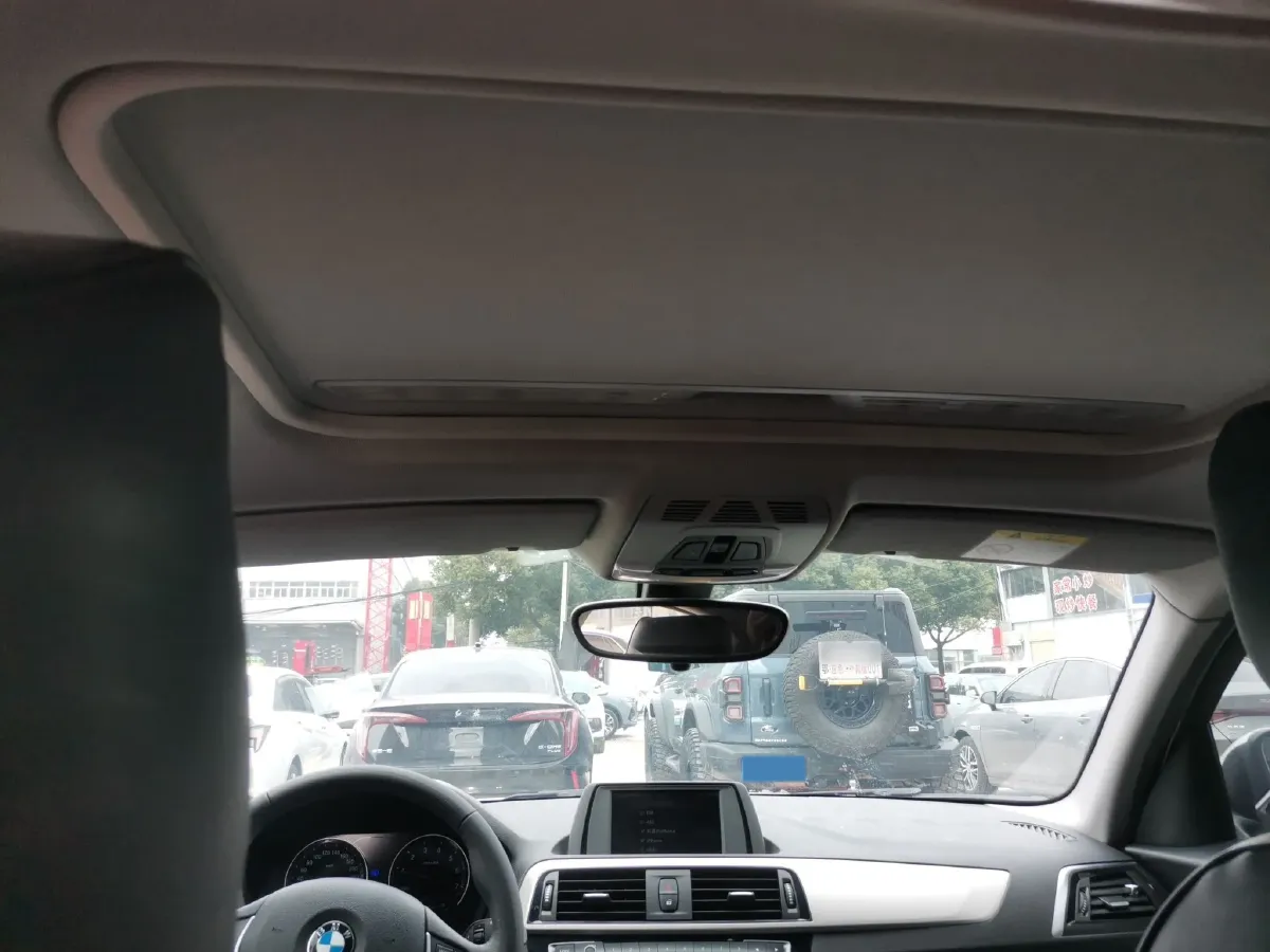 2018 BMW 1 Series 1.5T 136HP L3 8AT,autocango,china used car exporter,china ev exporter,chinese used car exporter,chinese used ev exporter