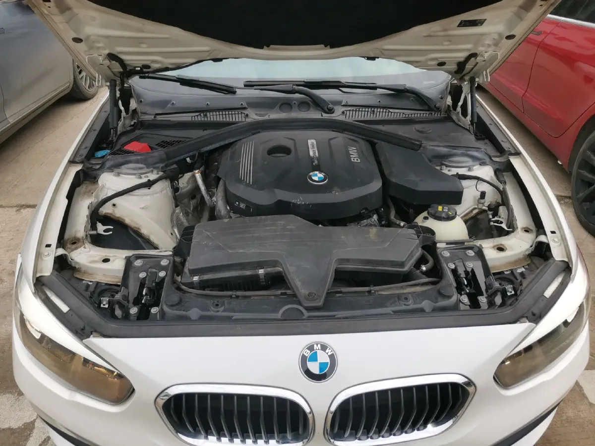 2018 BMW 1 Series 1.5T 136HP L3 8AT,autocango,china used car exporter,china ev exporter,chinese used car exporter,chinese used ev exporter