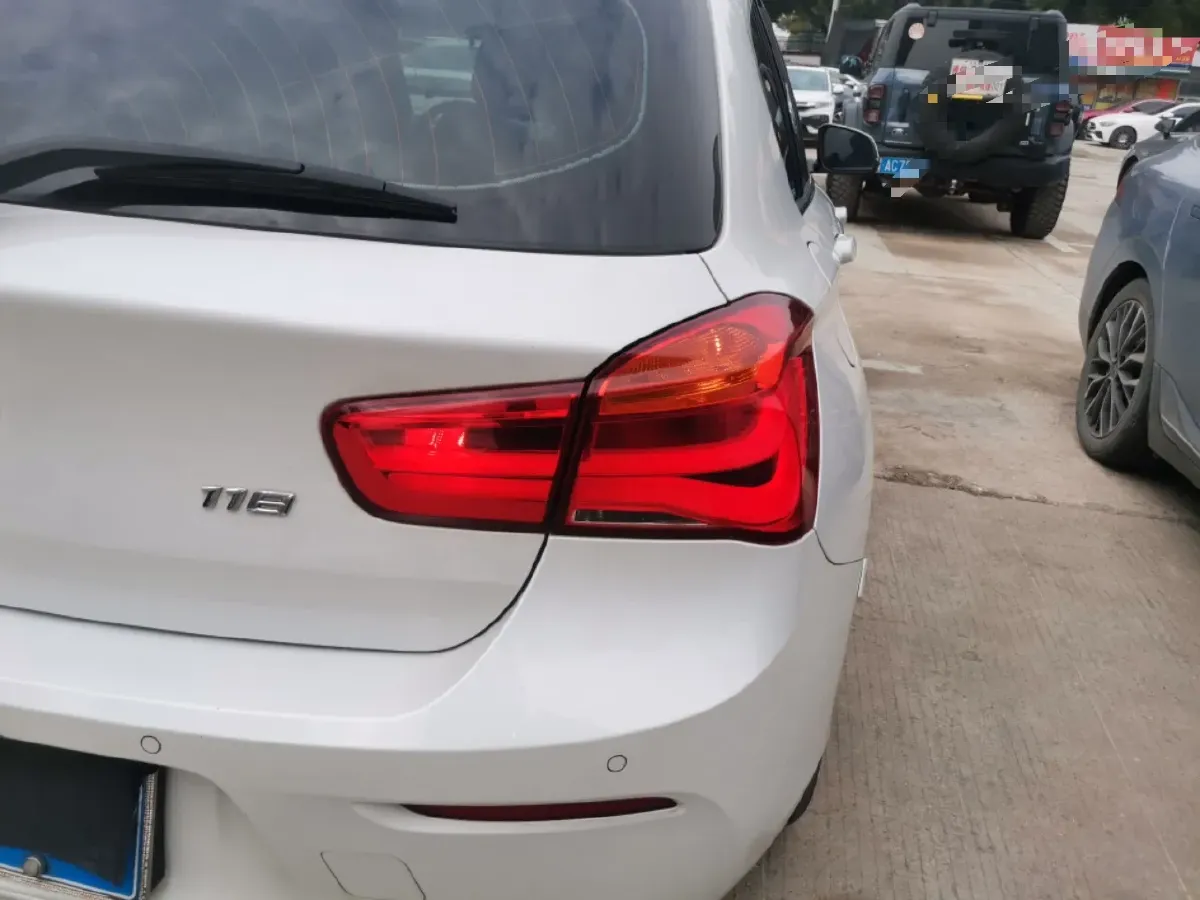 2018 BMW 1 Series 1.5T 136HP L3 8AT,autocango,china used car exporter,china ev exporter,chinese used car exporter,chinese used ev exporter