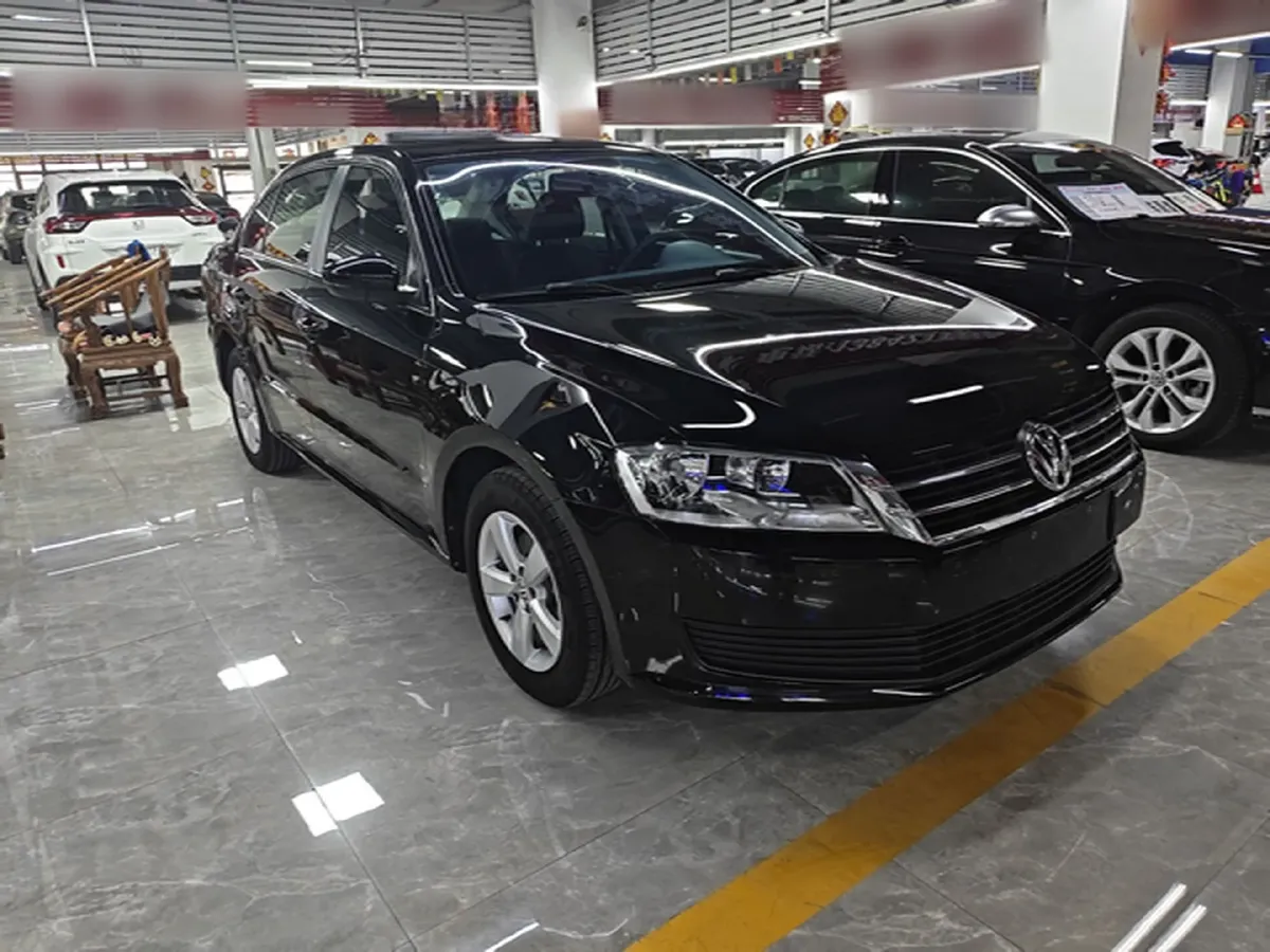 2013 Volkswagen Lavida 1.6L 110HP L4 5MT,autocango,china used car exporter,china ev exporter,chinese used car exporter,chinese used ev exporter