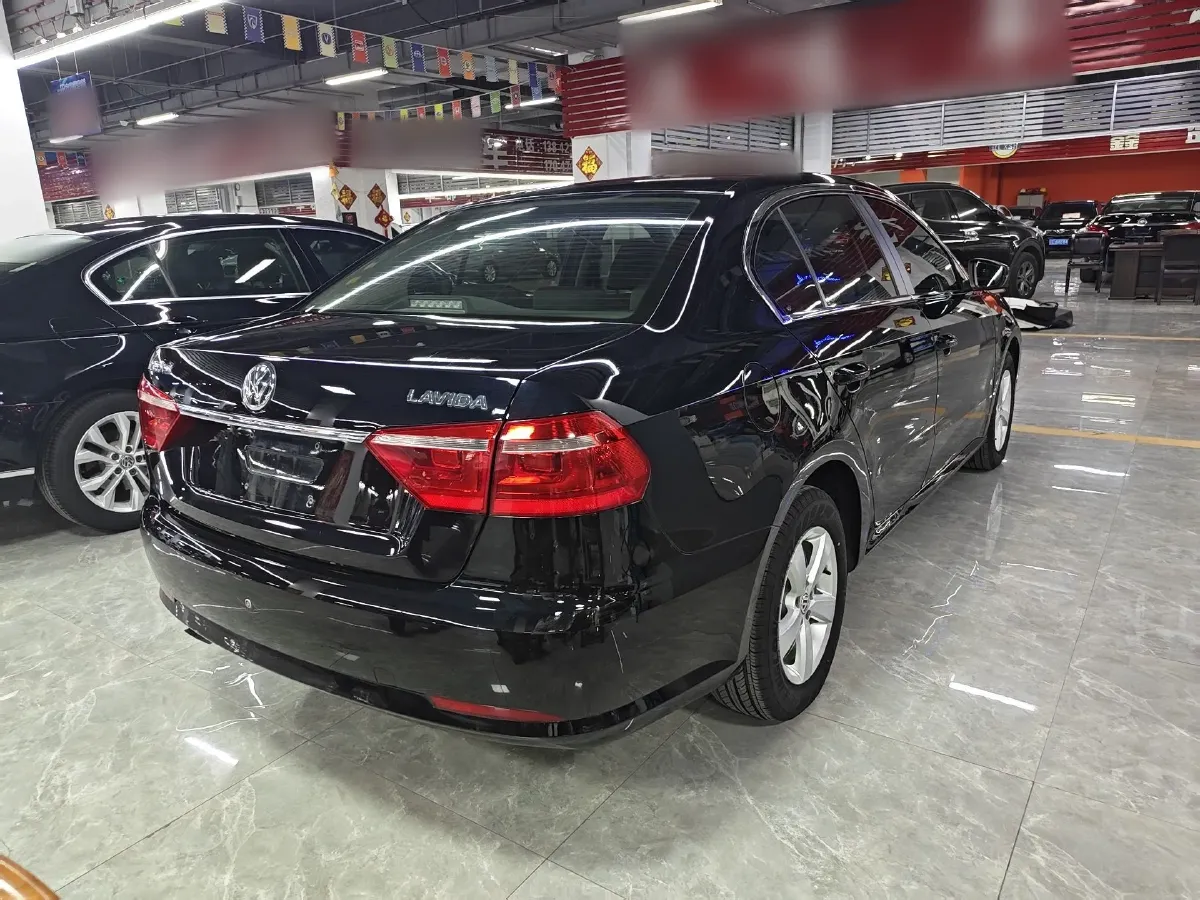 2013 Volkswagen Lavida 1.6L 110HP L4 5MT,autocango,china used car exporter,china ev exporter,chinese used car exporter,chinese used ev exporter