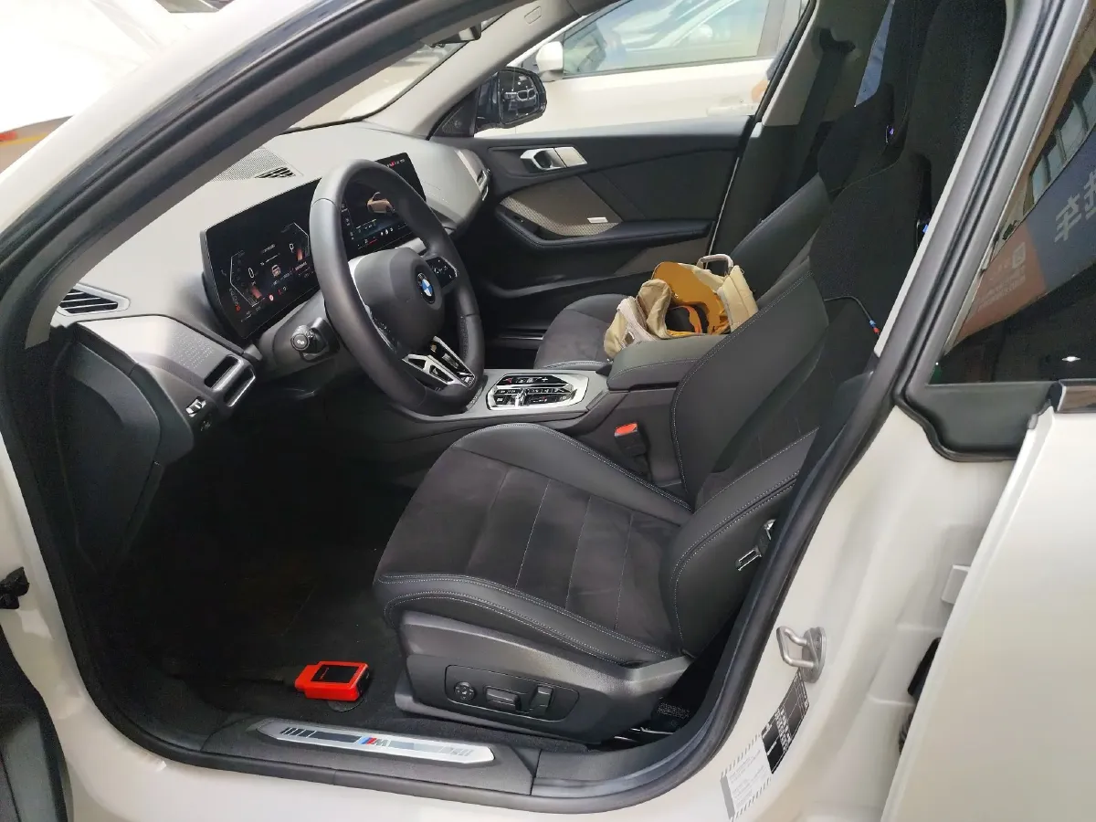 2025 BMW 2 Series 2.0T 204HP L4 7DCT,autocango,china used car exporter,china ev exporter,chinese used car exporter,chinese used ev exporter