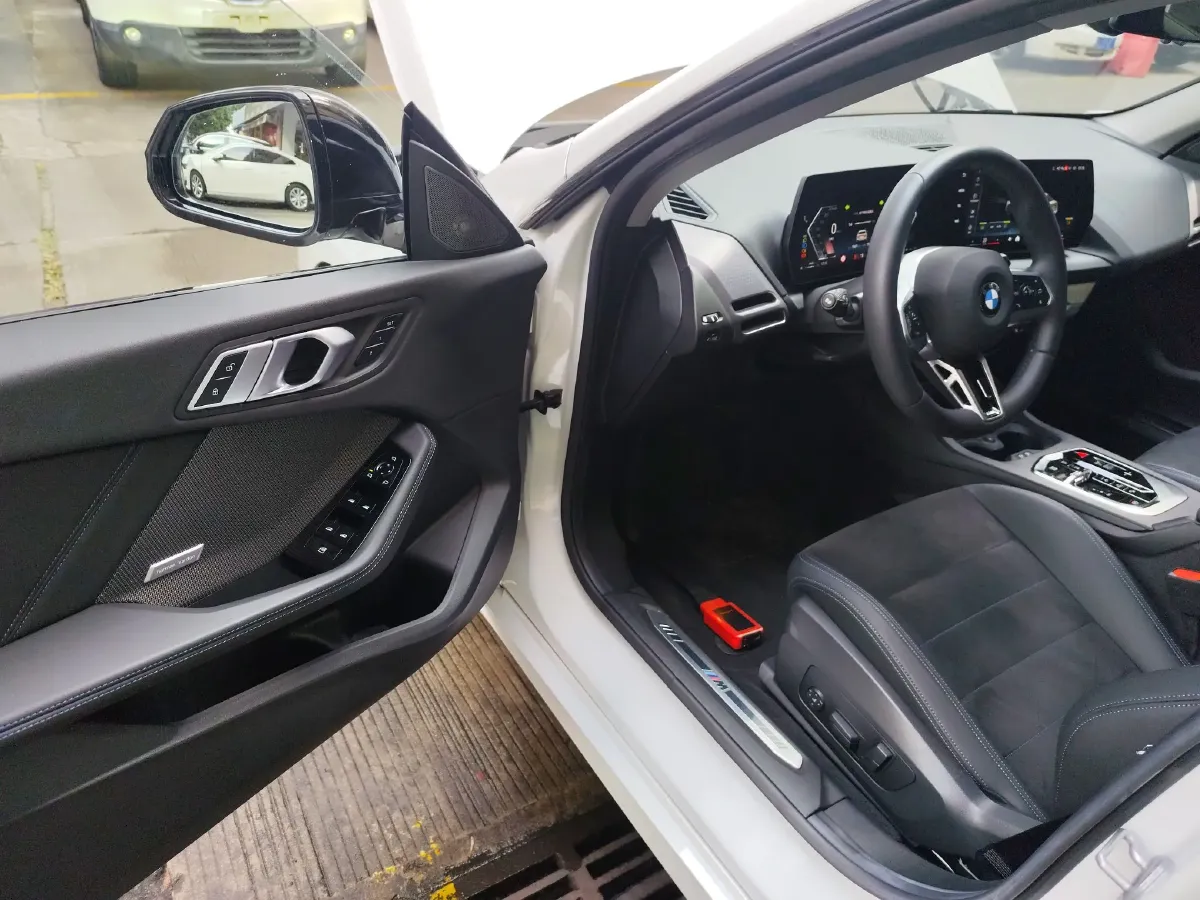 2025 BMW 2 Series 2.0T 204HP L4 7DCT,autocango,china used car exporter,china ev exporter,chinese used car exporter,chinese used ev exporter