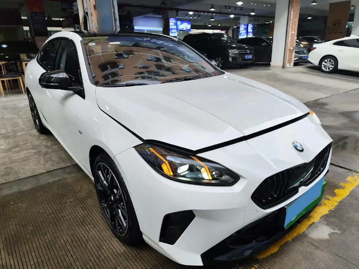 2025 BMW 2 Series 2.0T 204HP L4 7DCT,autocango,china used car exporter,china ev exporter,chinese used car exporter,chinese used ev exporter