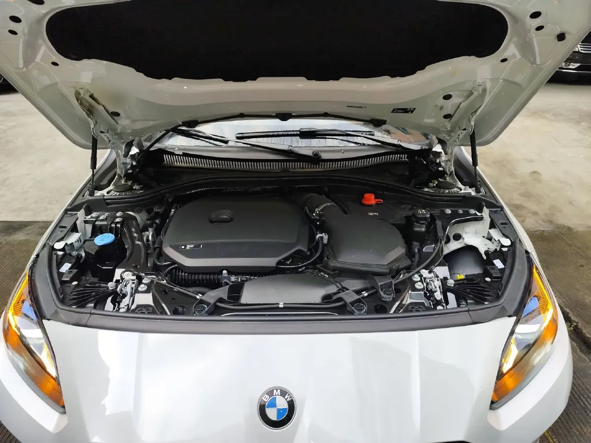 2025 BMW 2 Series 2.0T 204HP L4 7DCT,autocango,china used car exporter,china ev exporter,chinese used car exporter,chinese used ev exporter