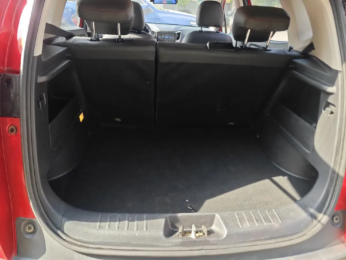 2016 ChangAn CS15 1.5L 107HP L4 5MT,autocango,china used car exporter,china ev exporter,chinese used car exporter,chinese used ev exporter