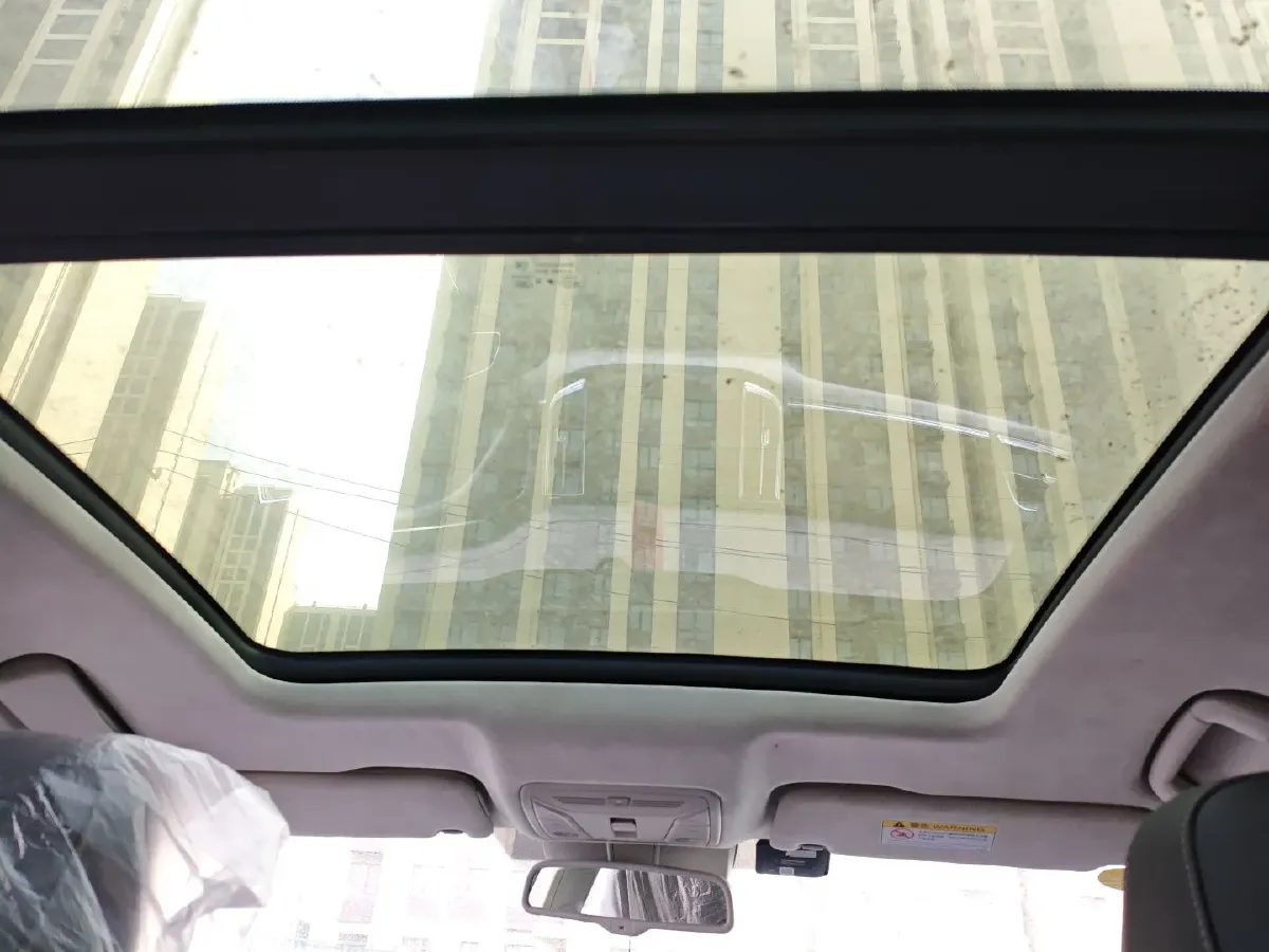 2022 Mercedes-Benz GLC Class 2.0T 197HP L4 9AT,autocango,china used car exporter,china ev exporter,chinese used car exporter,chinese used ev exporter