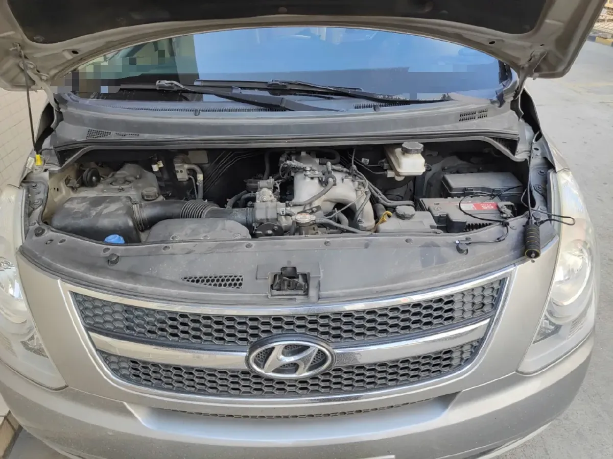 2011 Hyundai H-1 Wagon 2.4L 173HP L4 4AT,autocango,china used car exporter,china ev exporter,chinese used car exporter,chinese used ev exporter