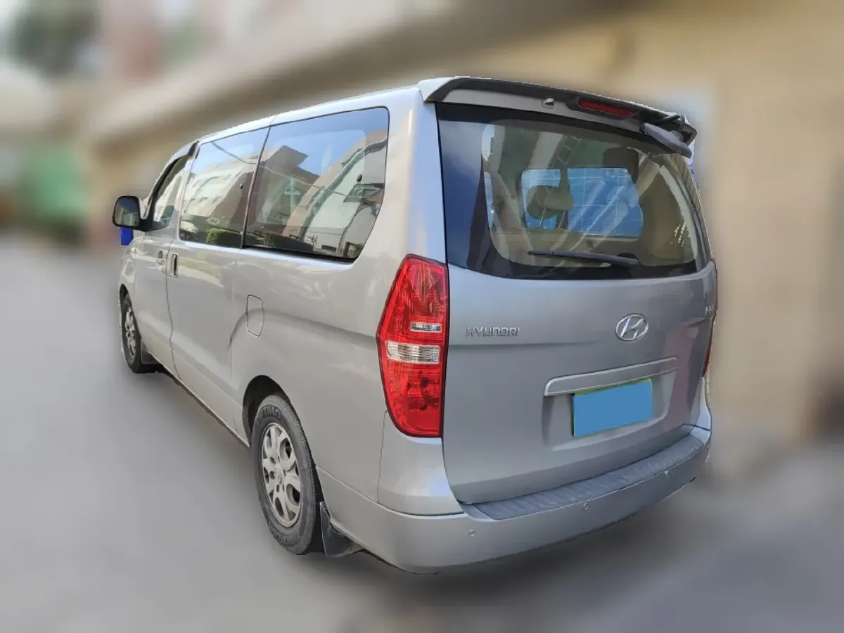 2011 Hyundai H-1 Wagon 2.4L 173HP L4 4AT,autocango,china used car exporter,china ev exporter,chinese used car exporter,chinese used ev exporter