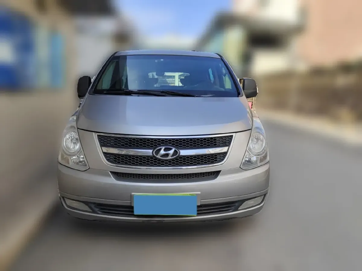 2011 Hyundai H-1 Wagon 2.4L 173HP L4 4AT,autocango,china used car exporter,china ev exporter,chinese used car exporter,chinese used ev exporter