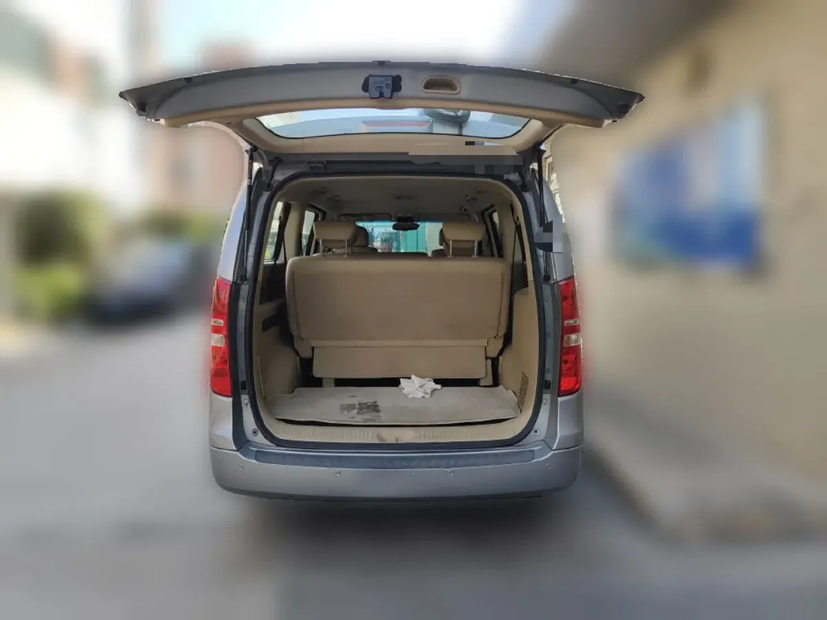 2011 Hyundai H-1 Wagon 2.4L 173HP L4 4AT,autocango,china used car exporter,china ev exporter,chinese used car exporter,chinese used ev exporter