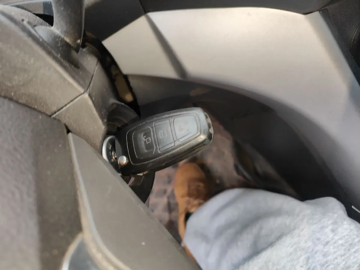 2013 Ford Kuga 1.6T 177HP L4 6AT,autocango,china used car exporter,china ev exporter,chinese used car exporter,chinese used ev exporter