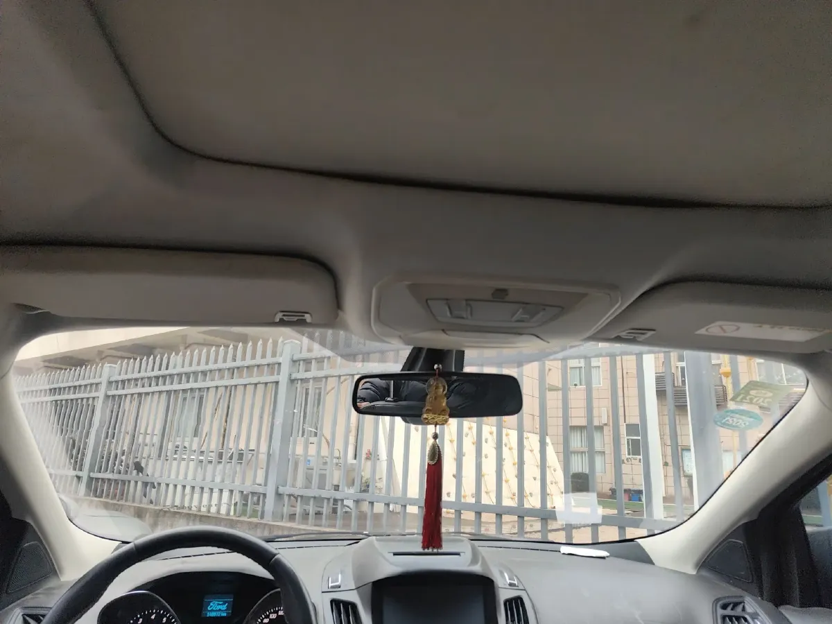 2013 Ford Kuga 1.6T 177HP L4 6AT,autocango,china used car exporter,china ev exporter,chinese used car exporter,chinese used ev exporter