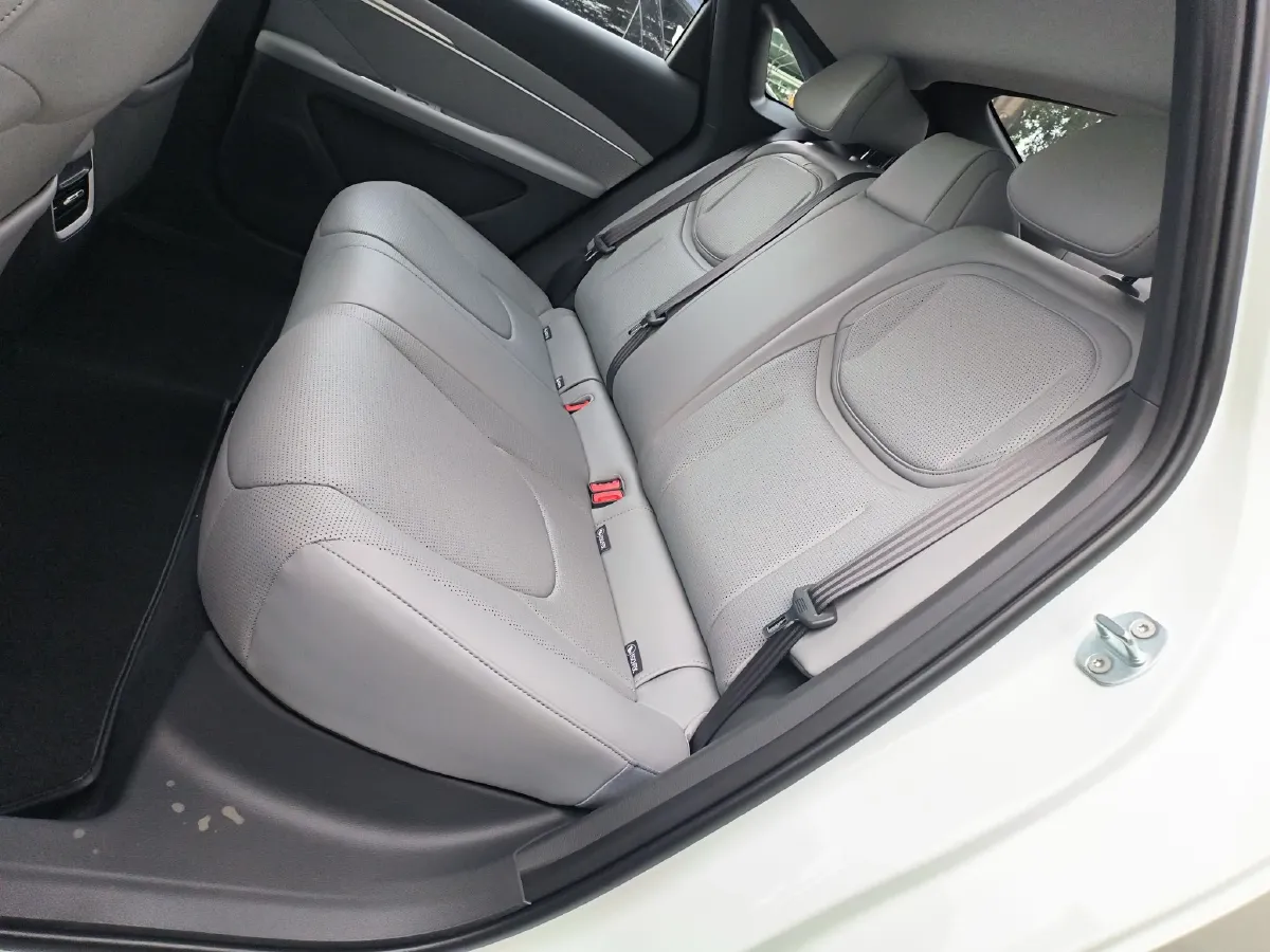 2025 Xpeng MONA M03 BEV,autocango,china used car exporter,china ev exporter,chinese used car exporter,chinese used ev exporter