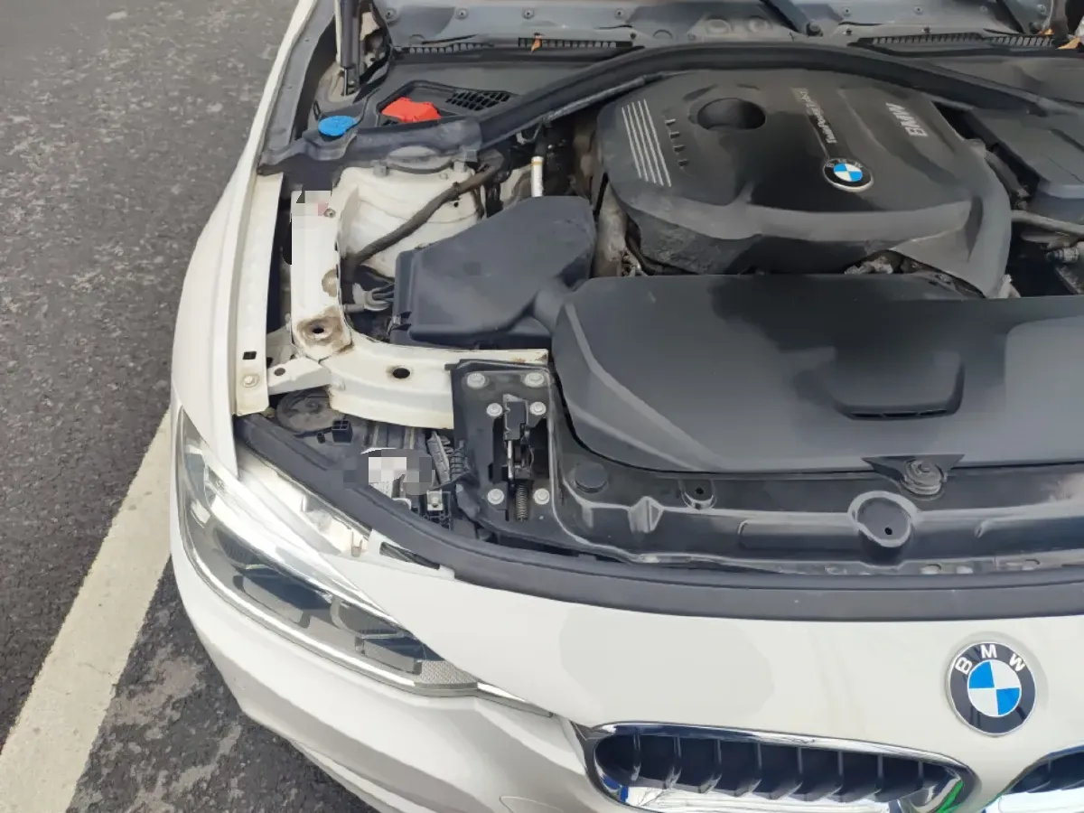 2018 BMW 3 Series 2.0T 184HP L4 8AT,autocango,china used car exporter,china ev exporter,chinese used car exporter,chinese used ev exporter