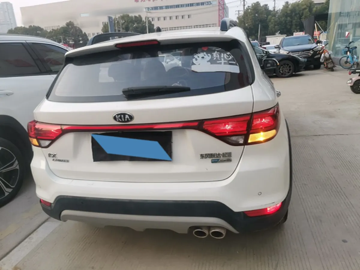 2017 Kia KX Cross 1.4L 100HP L4 6AT,autocango,china used car exporter,china ev exporter,chinese used car exporter,chinese used ev exporter