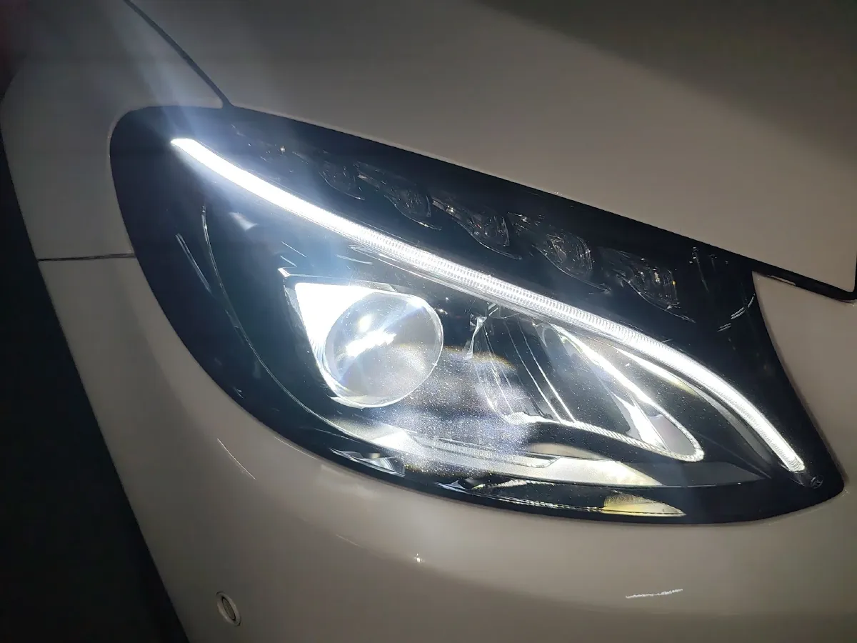 2017 Mercedes-Benz C Class 2.0T 184HP L4 9AT,autocango,china used car exporter,china ev exporter,chinese used car exporter,chinese used ev exporter