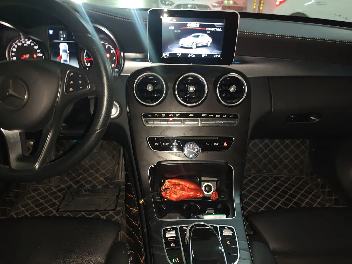 2017 Mercedes-Benz C Class 2.0T 184HP L4 9AT,autocango,china used car exporter,china ev exporter,chinese used car exporter,chinese used ev exporter