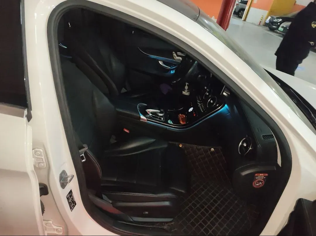 2017 Mercedes-Benz C Class 2.0T 184HP L4 9AT,autocango,china used car exporter,china ev exporter,chinese used car exporter,chinese used ev exporter