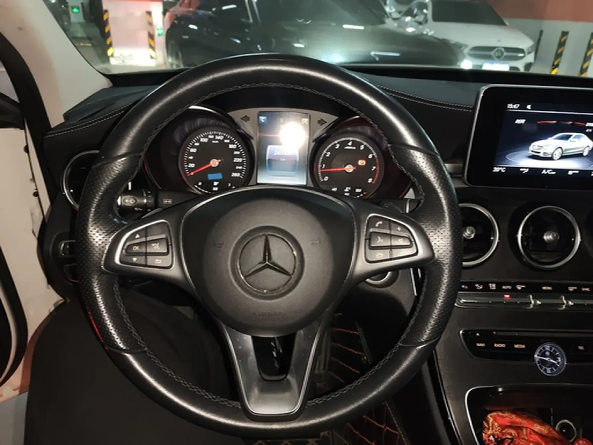 2017 Mercedes-Benz C Class 2.0T 184HP L4 9AT,autocango,china used car exporter,china ev exporter,chinese used car exporter,chinese used ev exporter