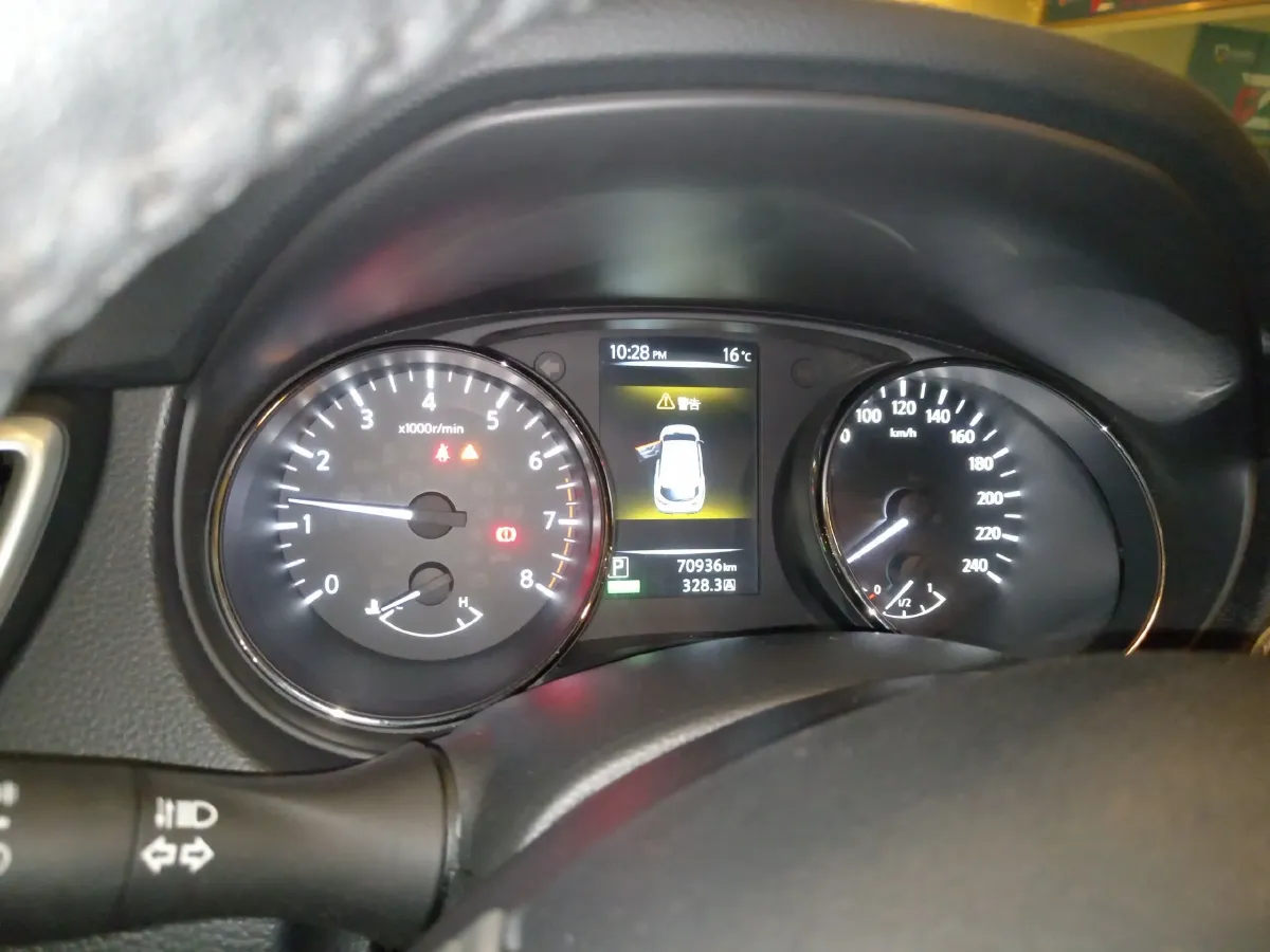 2017 Nissan Qashqai 2.0L 150HP L4 CVT,autocango,china used car exporter,china ev exporter,chinese used car exporter,chinese used ev exporter