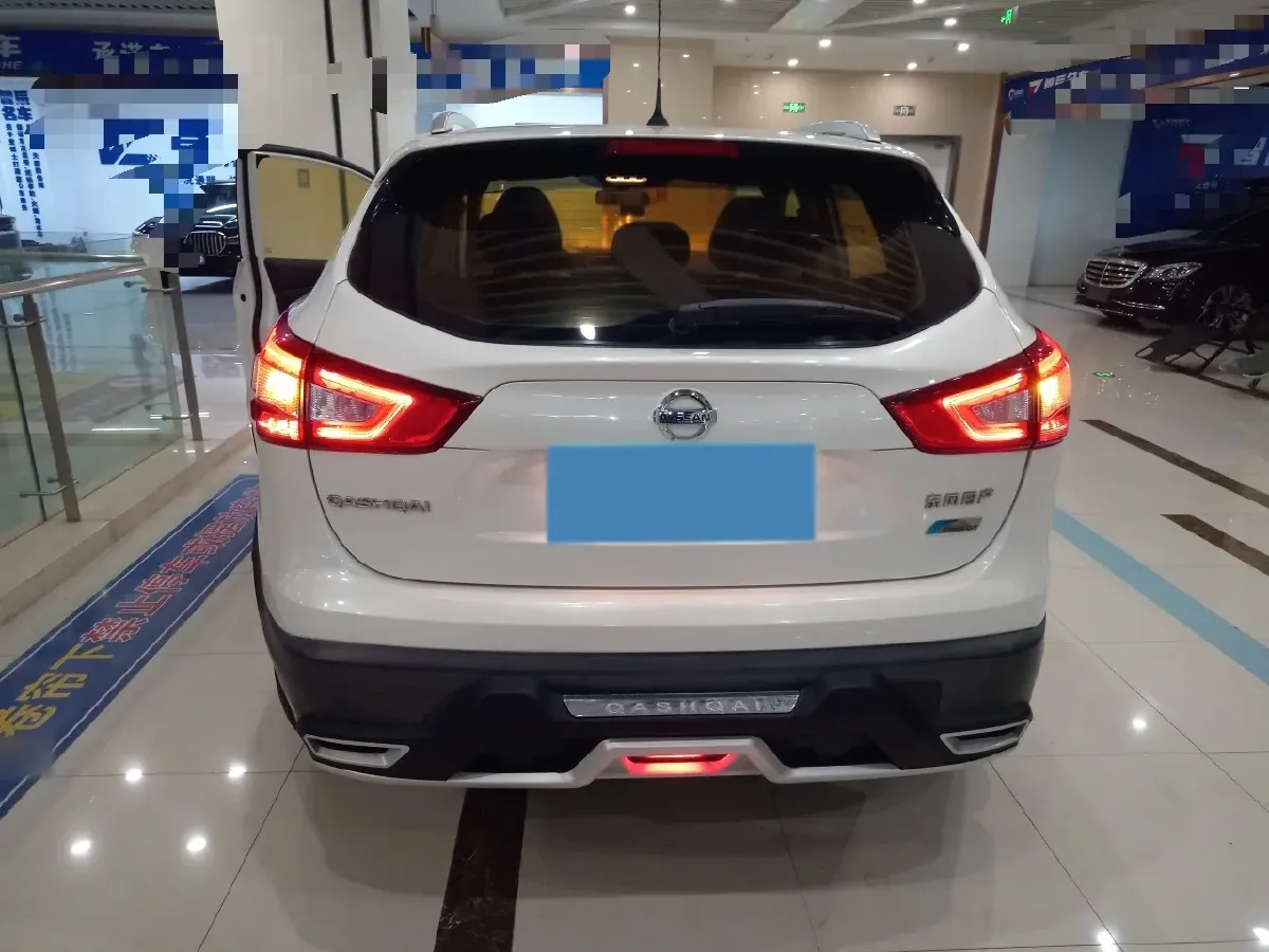 2017 Nissan Qashqai 2.0L 150HP L4 CVT,autocango,china used car exporter,china ev exporter,chinese used car exporter,chinese used ev exporter