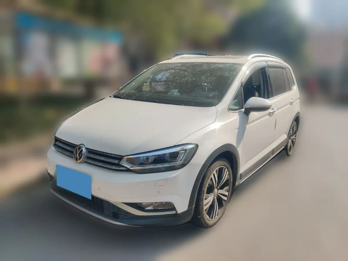 2018 Volkswagen Touran 1.4T 150HP L4 7DCT,autocango,china used car exporter,china ev exporter,chinese used car exporter,chinese used ev exporter