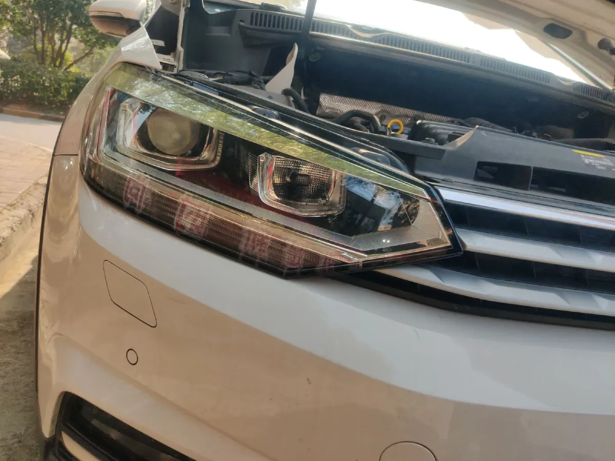 2018 Volkswagen Touran 1.4T 150HP L4 7DCT,autocango,china used car exporter,china ev exporter,chinese used car exporter,chinese used ev exporter