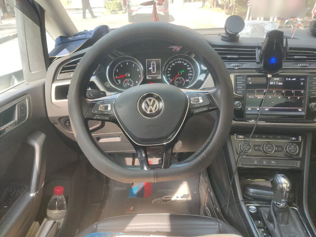 2018 Volkswagen Touran 1.4T 150HP L4 7DCT,autocango,china used car exporter,china ev exporter,chinese used car exporter,chinese used ev exporter