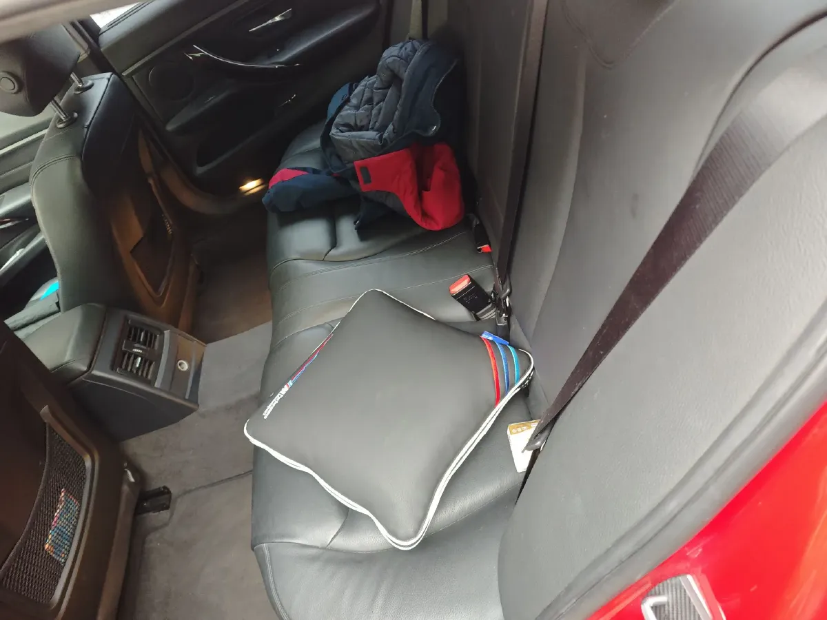 2014 BMW 3 Series 2.0T 184HP L4 8AT,autocango,china used car exporter,china ev exporter,chinese used car exporter,chinese used ev exporter