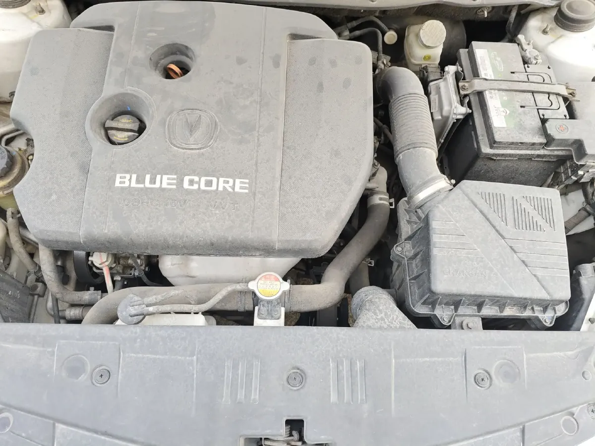 2015 ChangAn Alsvin V7 1.6L 124HP L4 4AT,autocango,china used car exporter,china ev exporter,chinese used car exporter,chinese used ev exporter