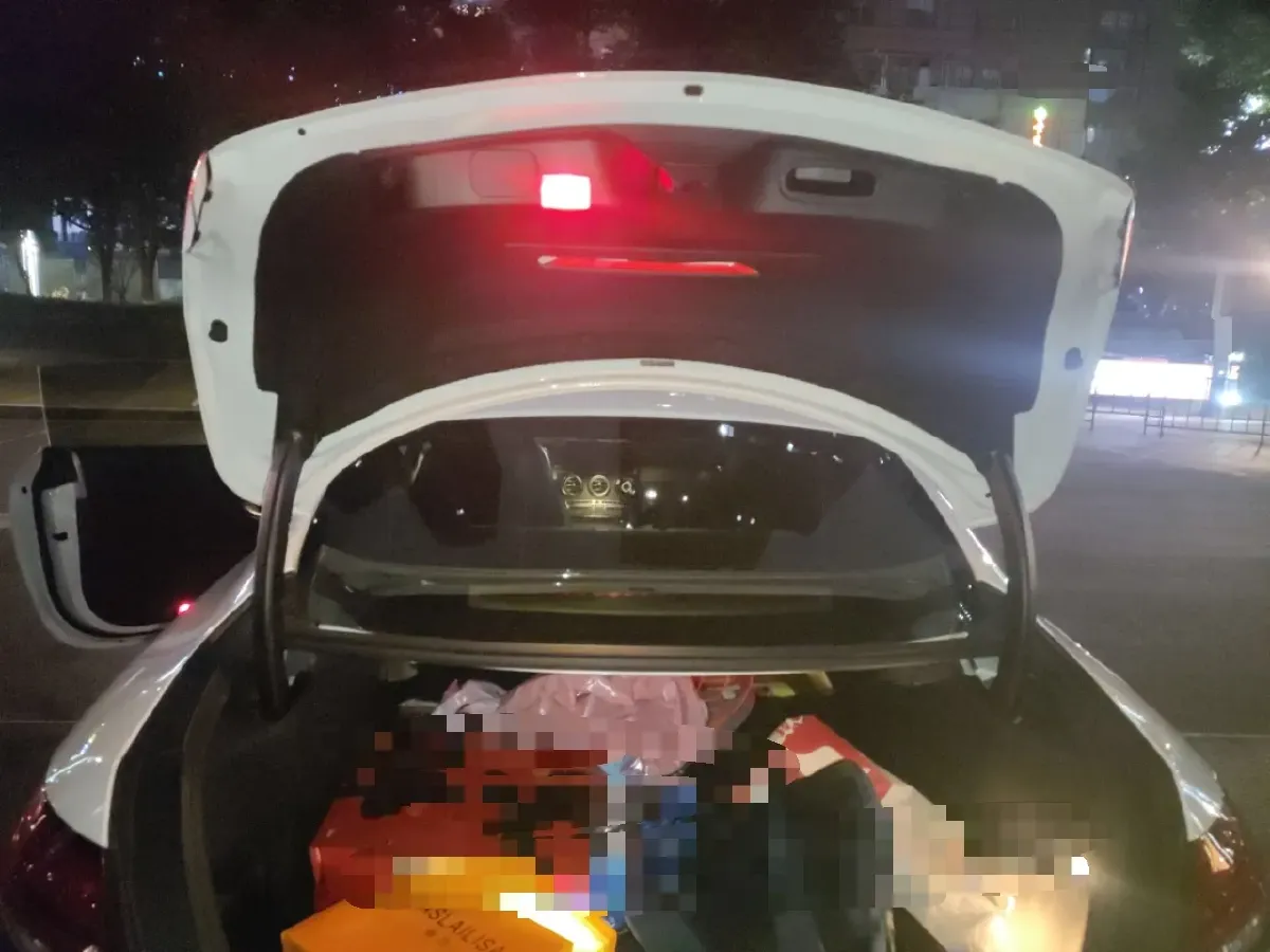 2019 Mercedes-Benz C Class 1.5T 184HP L4 9AT,autocango,china used car exporter,china ev exporter,chinese used car exporter,chinese used ev exporter