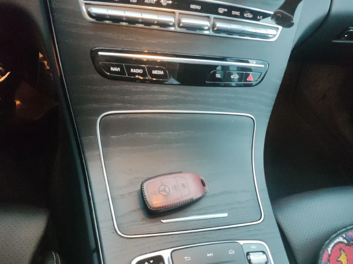 2019 Mercedes-Benz C Class 1.5T 184HP L4 9AT,autocango,china used car exporter,china ev exporter,chinese used car exporter,chinese used ev exporter