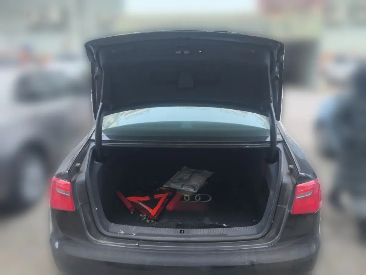 2012 Audi A6L 3.0T 299HP V6 7DCT,autocango,china used car exporter,china ev exporter,chinese used car exporter,chinese used ev exporter