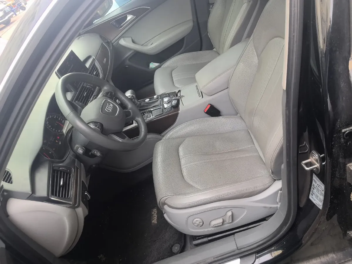 2012 Audi A6L 3.0T 299HP V6 7DCT,autocango,china used car exporter,china ev exporter,chinese used car exporter,chinese used ev exporter