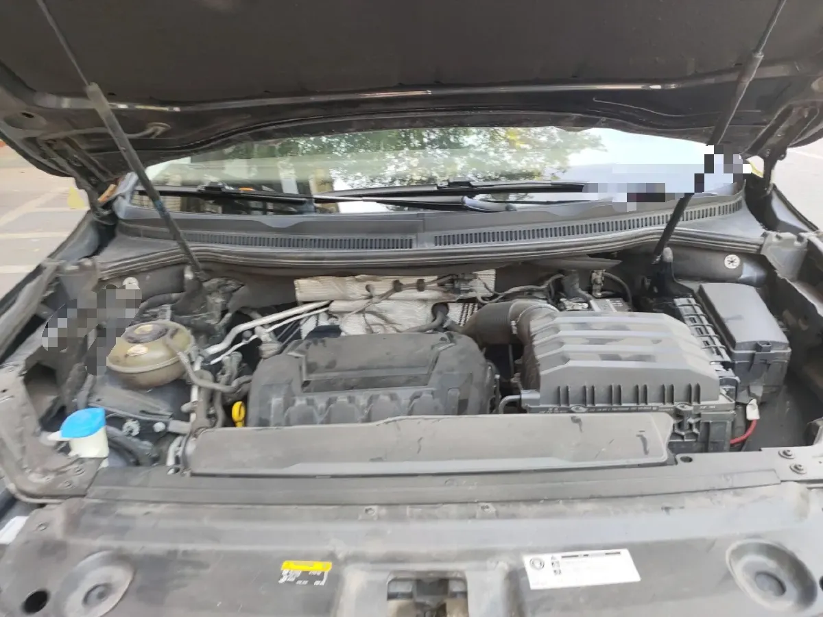 2020 Volkswagen Viloran 2.0T 220HP L4 7DCT,autocango,china used car exporter,china ev exporter,chinese used car exporter,chinese used ev exporter